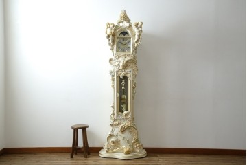 中古　美品!!　イタリア製　ブランド家具　分銅式　豪華な装飾が魅力のロココ調ホールクロック　定価約240万円相当　(R-078088)