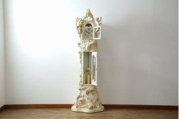 中古　美品!!　イタリア製　ブランド家具　分銅式　豪華な装飾が魅力のロココ調ホールクロック　定価約240万円相当　(R-078088)