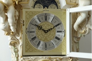 中古　美品!!　イタリア製　ブランド家具　分銅式　豪華な装飾が魅力のロココ調ホールクロック　定価約240万円相当　(R-078088)