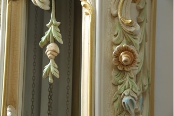 中古　美品!!　イタリア製　ブランド家具　分銅式　豪華な装飾が魅力のロココ調ホールクロック　定価約240万円相当　(R-078088)