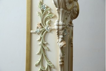 中古　美品!!　イタリア製　ブランド家具　分銅式　豪華な装飾が魅力のロココ調ホールクロック　定価約240万円相当　(R-078088)