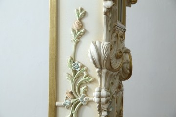 中古　美品!!　イタリア製　ブランド家具　分銅式　豪華な装飾が魅力のロココ調ホールクロック　定価約240万円相当　(R-078088)