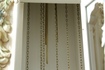 中古　美品!!　イタリア製　ブランド家具　分銅式　豪華な装飾が魅力のロココ調ホールクロック　定価約240万円相当　(R-078088)