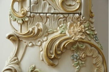 中古　美品!!　イタリア製　ブランド家具　分銅式　豪華な装飾が魅力のロココ調ホールクロック　定価約240万円相当　(R-078088)