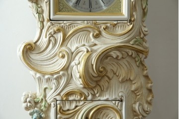 中古　美品!!　イタリア製　ブランド家具　分銅式　豪華な装飾が魅力のロココ調ホールクロック　定価約240万円相当　(R-078088)