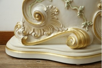 中古　美品!!　イタリア製　ブランド家具　分銅式　豪華な装飾が魅力のロココ調ホールクロック　定価約240万円相当　(R-078088)