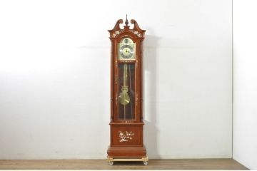 中古　美品　花梨(カリン)材　細やかな装飾が美しいホールクロック(時計台、振り子時計、分銅式、振り子付き)(R-078089)