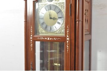 中古　美品　花梨(カリン)材　細やかな装飾が美しいホールクロック(時計台、振り子時計、分銅式、振り子付き)(R-078089)