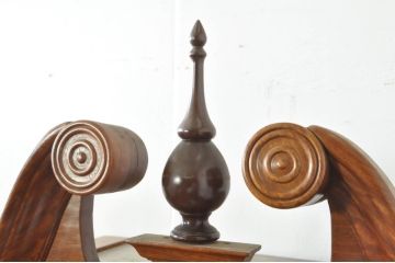 中古　美品　花梨(カリン)材　細やかな装飾が美しいホールクロック(時計台、振り子時計、分銅式、振り子付き)(R-078089)