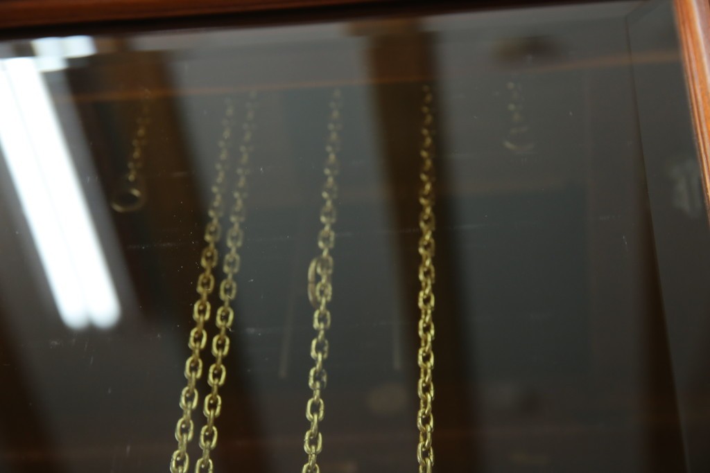 中古　美品　花梨(カリン)材　細やかな装飾が美しいホールクロック　(R-078089)