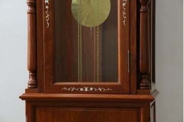 中古　美品　花梨(カリン)材　細やかな装飾が美しいホールクロック　(R-078089)