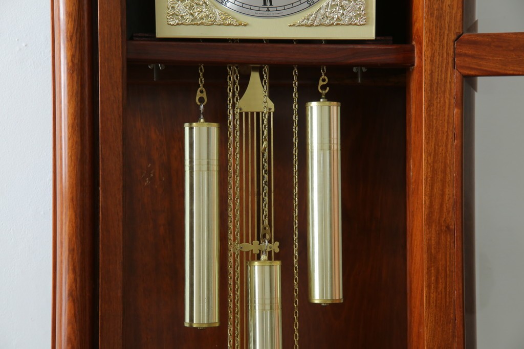 中古　美品　花梨(カリン)材　細やかな装飾が美しいホールクロック　(R-078089)