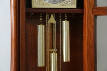 中古　美品　花梨(カリン)材　細やかな装飾が美しいホールクロック　(R-078089)