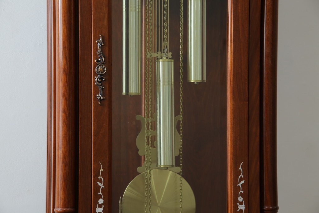 中古　美品　花梨(カリン)材　細やかな装飾が美しいホールクロック　(R-078089)