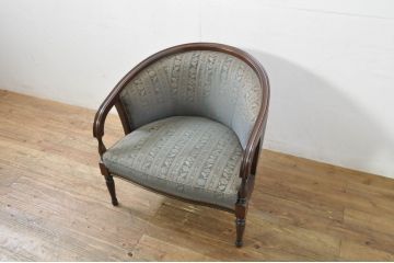 中古　maruni(マルニ木工)　KENT-COURT(ケントコート)　随所に施された上品な意匠が魅力的な1Pソファ(ラウンジチェア、アームチェア、1人掛け)(定価約22万円)(R-078093)
