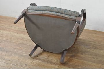 中古　maruni(マルニ木工)　KENT-COURT(ケントコート)　随所に施された上品な意匠が魅力的な1Pソファ(ラウンジチェア、アームチェア、1人掛け)(定価約22万円)(R-078093)