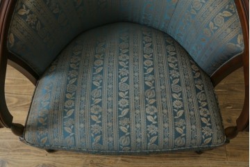 中古　maruni(マルニ木工)　KENT-COURT(ケントコート)　ブリティッシュコレクション　クラシカルなデザインのラウンジチェア　定価約22万円　(R-078093)