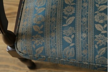 中古　maruni(マルニ木工)　KENT-COURT(ケントコート)　ブリティッシュコレクション　クラシカルなデザインのラウンジチェア　定価約22万円　(R-078093)