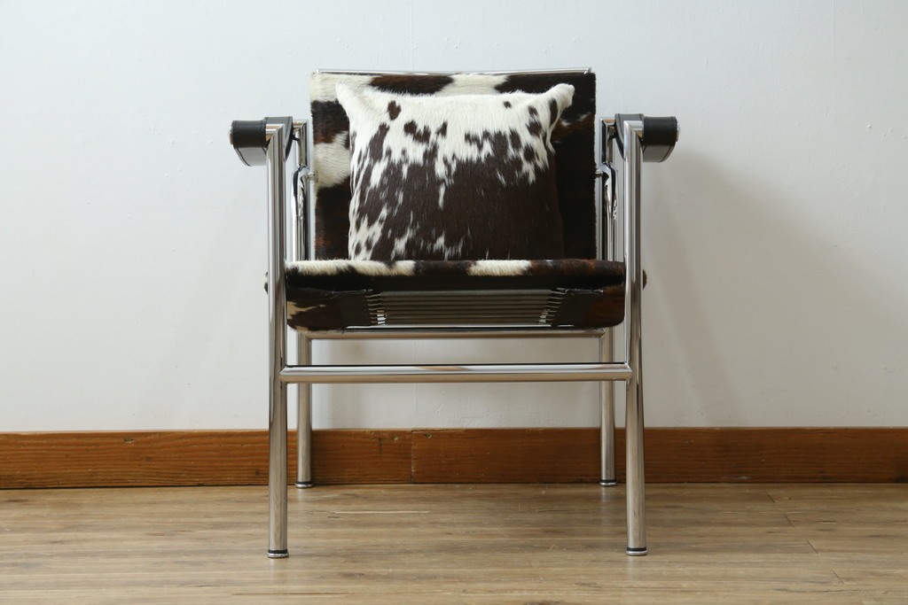 中古　Cassina(カッシーナ)　ル・コルビ(Pierre Jeanneret) ピエール・ジャンヌレ(Pierre Jeanneret) シャルロット・ペリアン(Charlotte Perriand)　LC1　スリングチェア　定価約78万1千円　(R-078095)