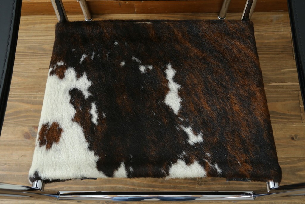 中古　Cassina(カッシーナ)　ル・コルビ(Pierre Jeanneret) ピエール・ジャンヌレ(Pierre Jeanneret) シャルロット・ペリアン(Charlotte Perriand)　LC1　スリングチェア　定価約78万1千円　(R-078095)