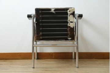 中古　Cassina(カッシーナ)　ル・コルビ(Pierre Jeanneret) ピエール・ジャンヌレ(Pierre Jeanneret) シャルロット・ペリアン(Charlotte Perriand)　LC1　スリングチェア　定価約78万1千円　(R-078095)