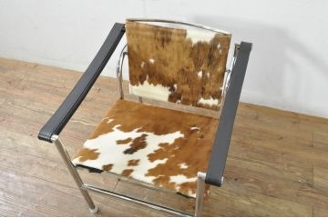 中古　Cassina(カッシーナ)　ル・コルビ(Pierre Jeanneret) ピエール・ジャンヌレ(Pierre Jeanneret) シャルロット・ペリアン(Charlotte Perriand)　LC1　個性が光る!ワンランク上の空間づくりにおすすめなスリングチェア(バスキュランチェア、アームチェア、椅子、イス)(定価605,000円)(R-078096)