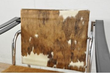 中古　Cassina(カッシーナ)　ル・コルビ(Pierre Jeanneret) ピエール・ジャンヌレ(Pierre Jeanneret) シャルロット・ペリアン(Charlotte Perriand)　LC1　個性が光る!ワンランク上の空間づくりにおすすめなスリングチェア(バスキュランチェア、アームチェア、椅子、イス)(定価605,000円)(R-078096)