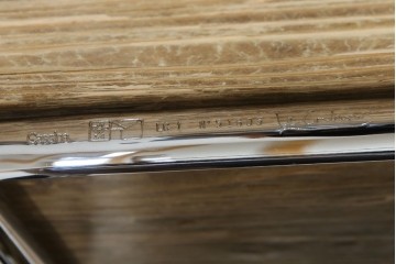 中古　Cassina(カッシーナ)　ル・コルビュジエ(Le Corbusier)　ピエール・ジャンヌレ(Pierre Jeanneret) シャルロット・ペリアン(Charlotte Perriand)　LC1　個性が光る!ワンランク上の空間づくりにおすすめなスリングチェア　定価605,000円相当　(R-078097)