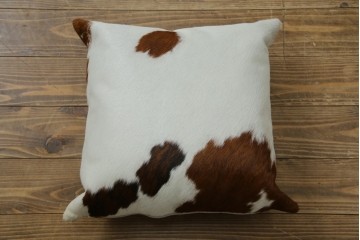 中古　Cassina(カッシーナ)　ル・コルビュジエ(Le Corbusier)　ピエール・ジャンヌレ(Pierre Jeanneret) シャルロット・ペリアン(Charlotte Perriand)　LC1　個性が光る!ワンランク上の空間づくりにおすすめなスリングチェア　定価605,000円相当　(R-078097)