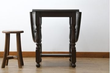 中古　美品　松本民芸家具　M型バタフライ卓(楕円)　凝った脚のデザインが優雅さを際立たせるバタフライテーブル(ドロップリーフテーブル、エクステンションテーブル、食卓、ダイニングテーブル、2人掛け、4人掛け、2P、4P)(定価約28万)(R-078100)