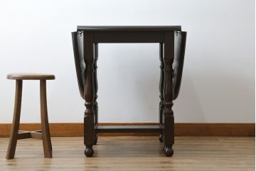 中古　美品　松本民芸家具　M型バタフライ卓(楕円)　凝った脚のデザインが優雅さを際立たせるバタフライテーブル(ドロップリーフテーブル、エクステンションテーブル、食卓、ダイニングテーブル、2人掛け、4人掛け、2P、4P)(定価約28万)(R-078100)