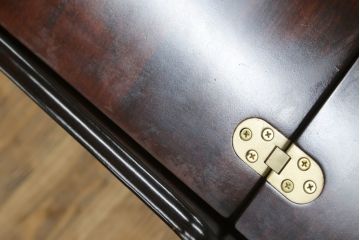 中古　美品　山室家具製作所　民芸家具　北の匠　木のぬくもりを感じる収納付きベンチ2脚セット(板座チェア、椅子、イス、バラ売り可能)(R-078101)