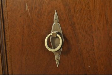 中古　DREXEL HERITAGE(ドレクセルヘリテイジ)　Triune(トライユン)　上品な佇まいのブックケース(シェルフ、本棚、飾り棚、キャビネット、収納棚、重ねキャビネット)(R-078106)