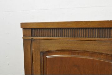 中古　DREXEL HERITAGE(ドレクセルヘリテイジ)　Triune(トライユン)　天板リメイク　上品な佇まいのサイドボード(キャビネット、収納棚、戸棚)(R-078108)