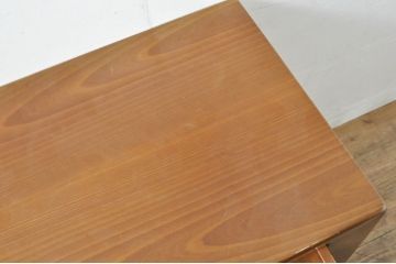 中古　高級品!!　スペイン　バロッサバレンティ(VARO,S.A. VALENTI)　ナチュラルモダンな佇まいのサイドテーブル(ナイトテーブル、エンドテーブル、花台、電話台、飾り台、サイドチェスト)(R-078112)