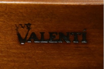 中古　高級品!!　スペイン　バロッサバレンティ(VARO,S.A. VALENTI)　ナチュラルモダンな佇まいのサイドテーブル　(R-078112)