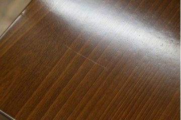 中古　高級品!!　スペイン　バロッサバレンティ(VARO,S.A. VALENTI)　ナチュラルモダンな佇まいのサイドテーブル　(R-078112)