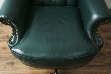 中古　美品!!　DREXEL HERITAGE(ドレクセルヘリテイジ)取り扱い　アメリカ高級家具　ジャレットブラザーズ(Jarrett Brothers)　本革(レザー)　ハイバックデスクチェア(オフィスチェア、回転チェア、アームチェア、デスクチェア)(定価約44万円)(R-078115)