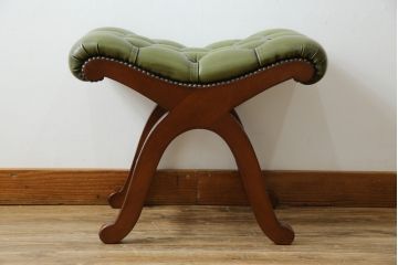 中古　超美品!!　スペイン製　バロッサバレンティ(VARO,S.A. VALENTI)　本革(レザー)　クラシカルな空間演出に活躍するオットマン(スリッパチェア、スツール、椅子、イス)(定価約16万2千円)(R-078117)
