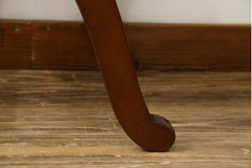 中古　超美品!!　スペイン製　バロッサバレンティ(VARO,S.A. VALENTI)　本革(レザー)　クラシカルな空間演出に活躍するオットマン(スリッパチェア、スツール、椅子、イス)(定価約16万2千円)(R-078117)