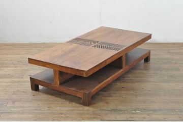 中古　チーク材　アンティーク調　異国情緒を味わえるアジアンデザインのローテーブル(座卓、センターテーブル、リビングテーブル)(R-078121)