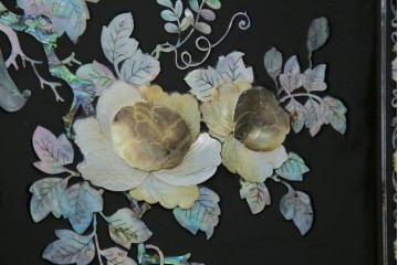 アジアンビンテージ　韓国　花鳥図の螺鈿(ラデン)細工が美しい4連衝立て　定価約120万円　(R-078123)