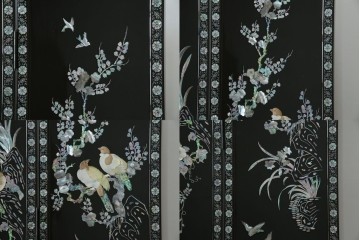 アジアンビンテージ　韓国　花鳥図の螺鈿(ラデン)細工が美しい4連衝立て　定価約120万円　(R-078123)