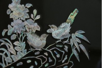 アジアンビンテージ　韓国　花鳥図の螺鈿(ラデン)細工が美しい4連衝立て　定価約120万円　(R-078123)