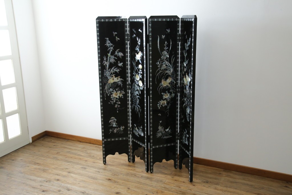 アジアンビンテージ　韓国　花鳥図の螺鈿(ラデン)細工が美しい4連衝立て　定価約120万円　(R-078123)
