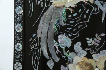 アジアンビンテージ　韓国　花鳥図の螺鈿(ラデン)細工が美しい4連衝立て　定価約120万円　(R-078123)