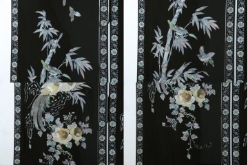 アジアンビンテージ　韓国　花鳥図の螺鈿(ラデン)細工が美しい4連衝立て　定価約120万円　(R-078123)