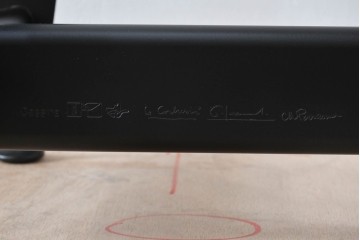 中古　美品!!　イタリア　Cassina(カッシーナ)　Le Corbusier(ル・コルビュジエ)　LC4　洗練された大人の空間を演出するシェーズロング　定価約106万7千円　(R-078130)