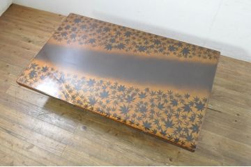 中古　美品!!　輪島塗り　独特の存在感を放つ蒔絵座卓(ローテーブル、センターテーブル、リビングテーブル)(定価約190万円)(R-078131)