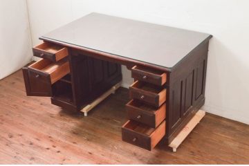 中古　松本民芸家具　重厚でクラシックなデザインがステキなM型両袖机(両袖デスク、ワークデスク、在宅用、在宅ワーク用)(定価約72万円)(R-078147)